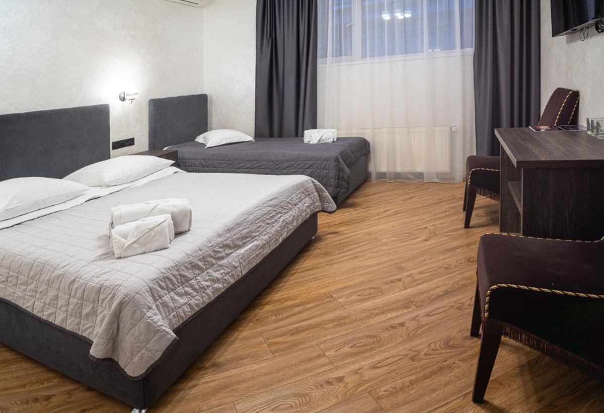 Hotel Safari-Club Vinnycja Exteriér fotografie